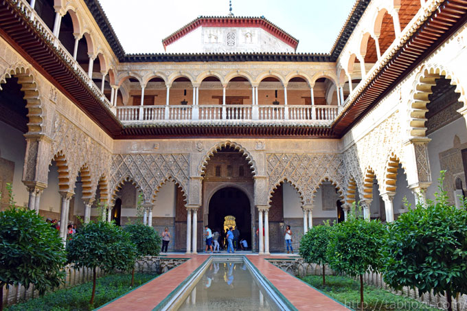 ムデハル様式の豪華な宮殿 セビリアのアルカサルを見に行こう Tabi Jozu