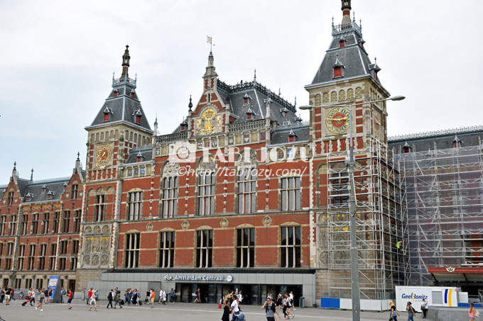 アムステルダム中央駅をガイド！ 構内図・コインロッカー・周辺ホテルは？